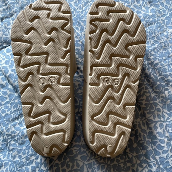 Women’s Cream platform sandals with white buckle accent - Picture 5 of 5